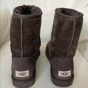UGG AUSTRALIA SHEEPSKIN WOMEN BROWN BOOTS SZ 8